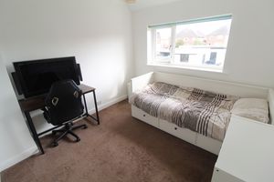Bedroom- click for photo gallery